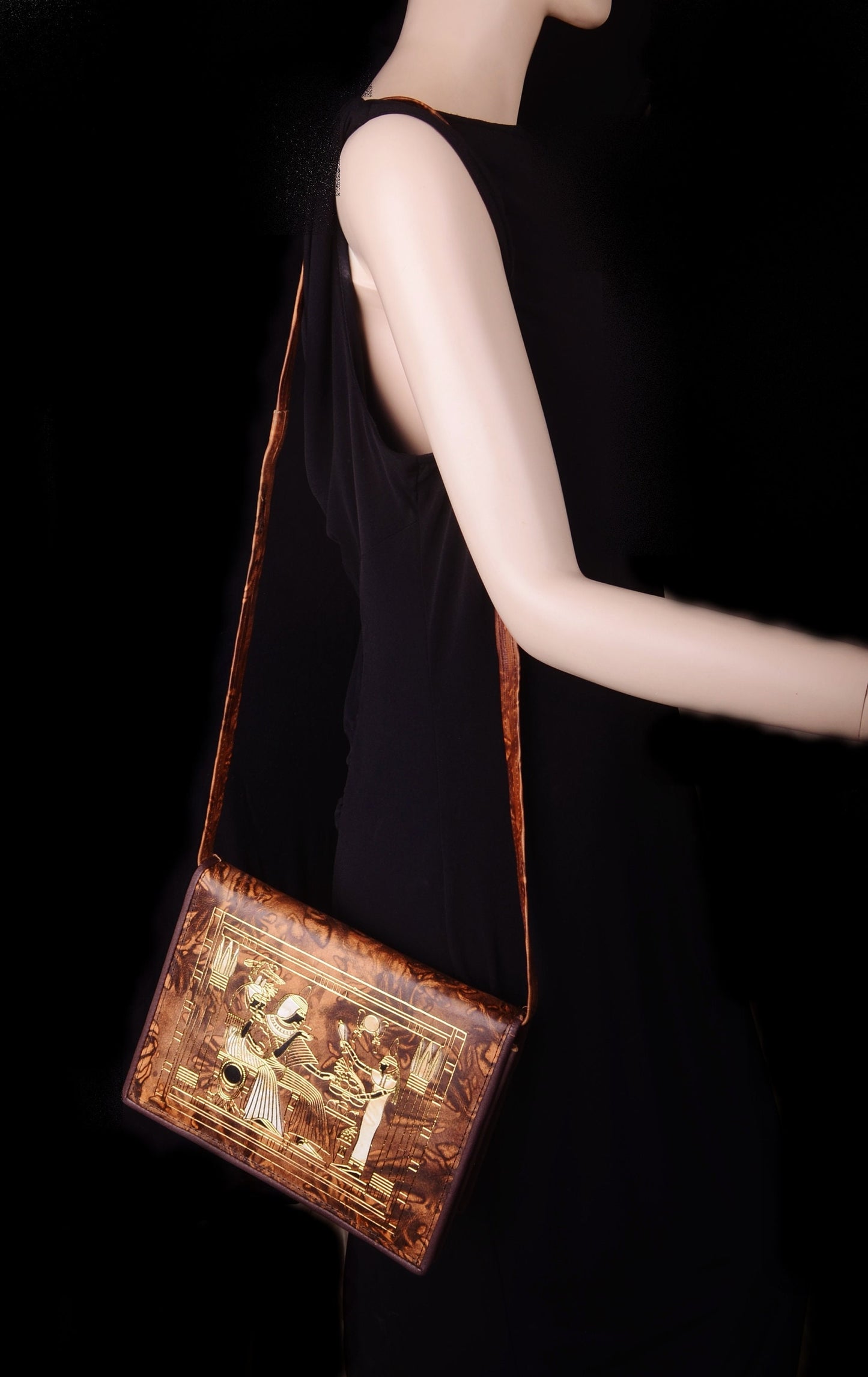Egyptian Handcrafted Genuine Leather Royal Pharaoh Scene Purse