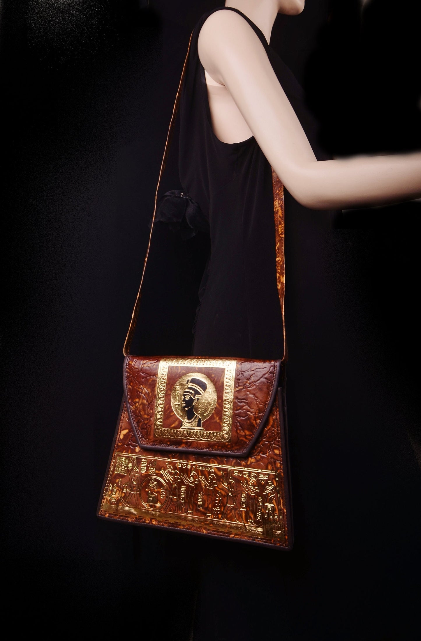 Big Egyptian Hand Made Genuine Leather Nefertiti Scene Genuine Leather Purse