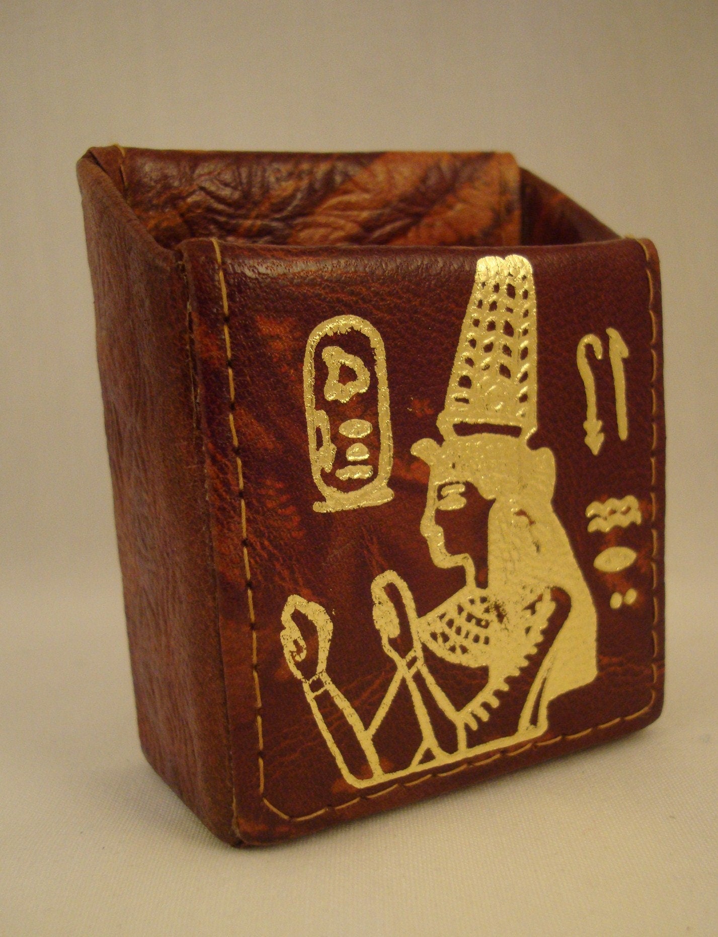 Egypt Hand Made Egyptian Genuine Fine Leather Nekhbet Cigarette Case cigarette holder
