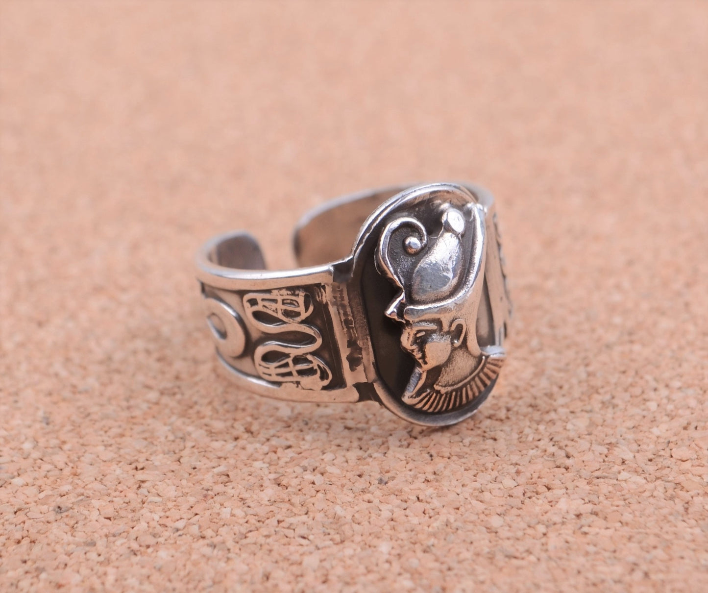 Egyptian Hand Made Solid Silver Ramses II With Ankh And Cobras Ring Unisex