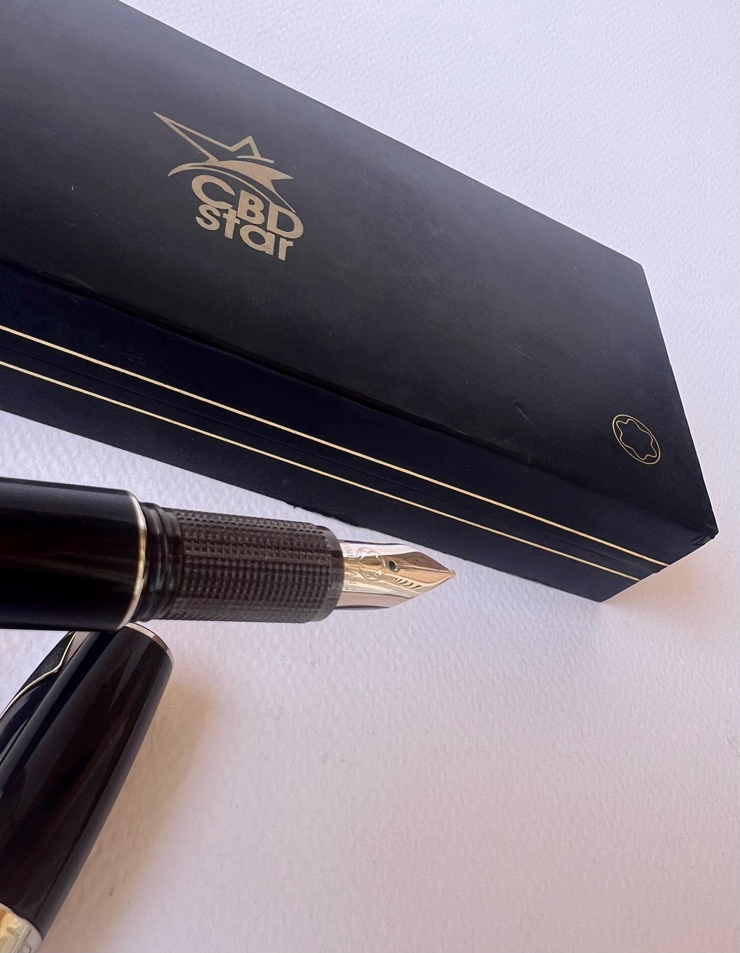 Excellent MONTBLANC StarWalker Black RESIN 14K 585 Fountain Pen