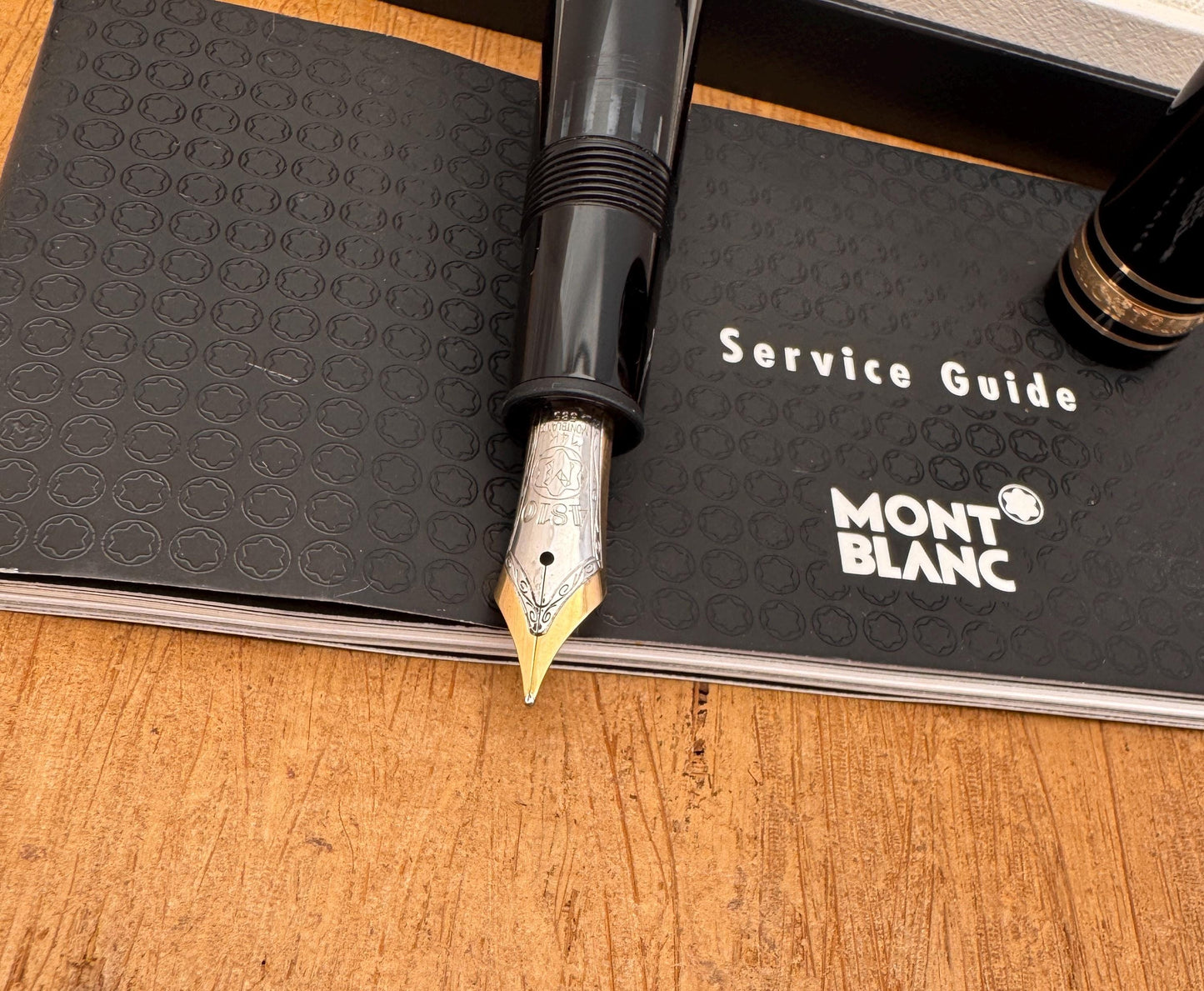Montblanc Meisterstuck 146 Bicolor 14K Nib Gold Trim Fountain In Original Box