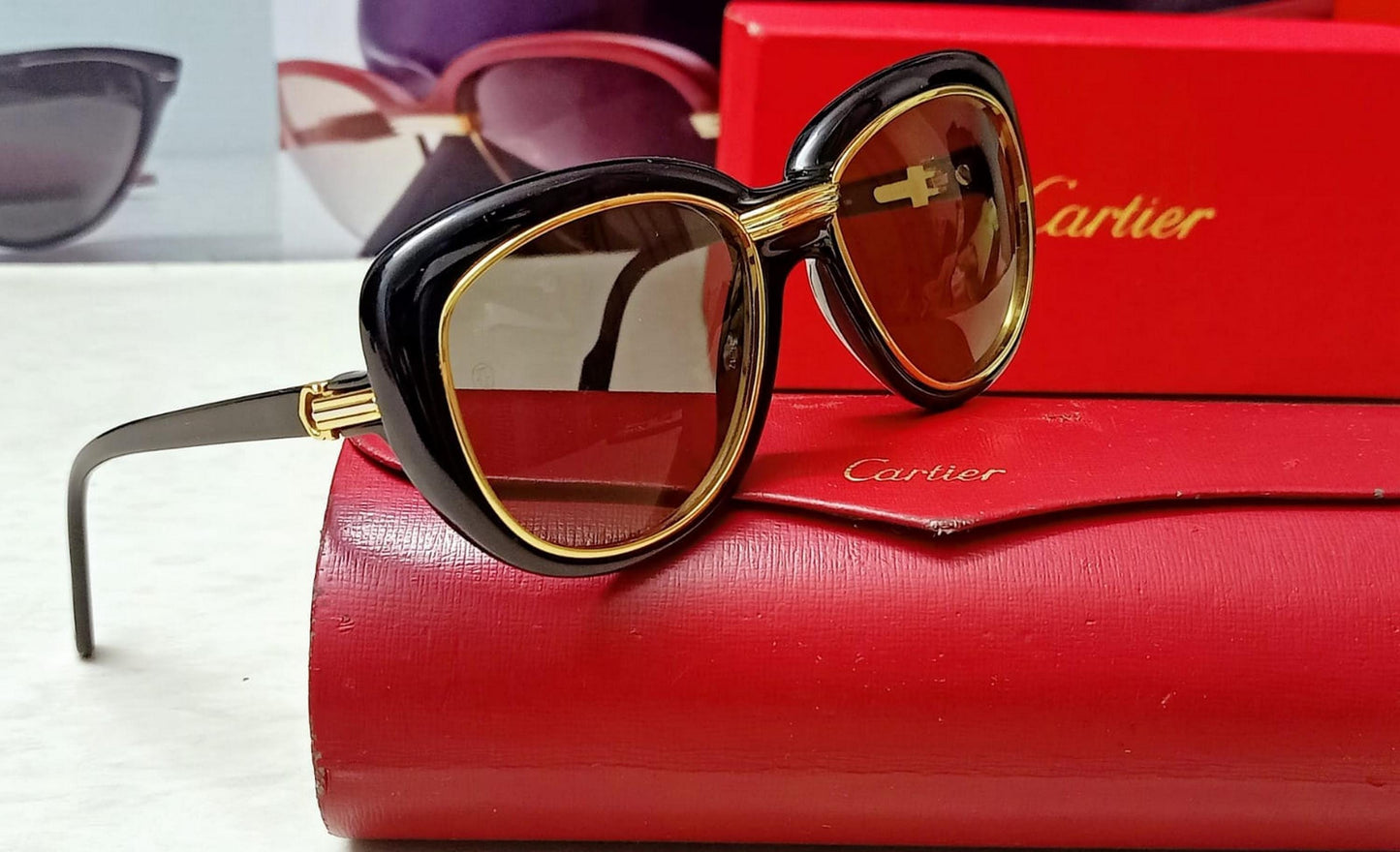 Excellent Authentic Cartier Conquete Sunglasses C. Black & Gold boxed Authentic Cartier Lenses