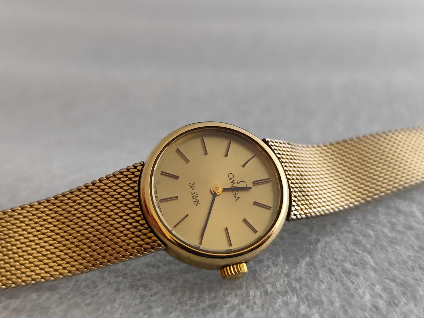 Vintage Omega De Ville Gold Plated Ref 711.2075 Watch Boxed