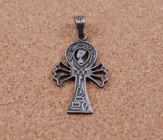 Lovely Sterling silver egyptian openwork Ankh With Queen nefertiti Pendant Charm