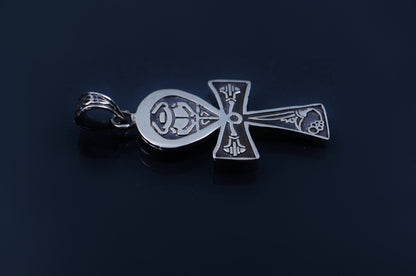 Lovely egyptian silver Ankh life key With Scarab Pendant Charm