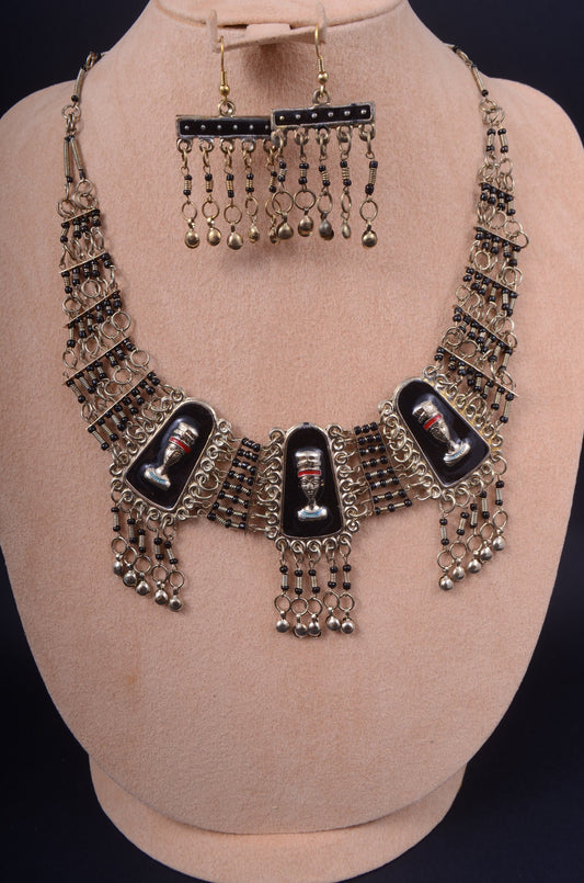 Antique Egyptian Hand Made Colored QUEEN NEFERTITI  Necklace And Matching Earrings Nefertiti Jewelry Queen nefertiti Set Nefertiti Necklace