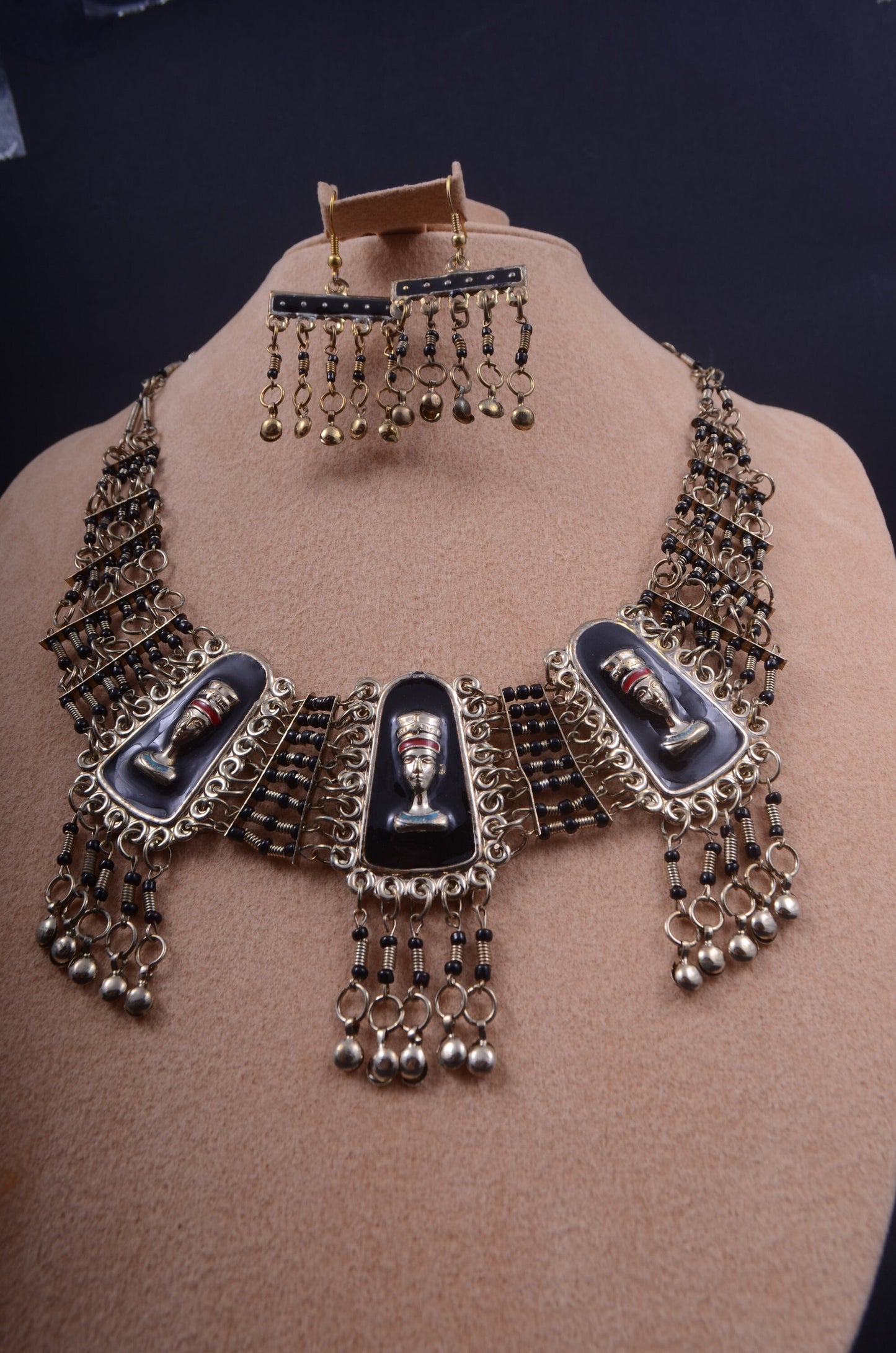 Antique Egyptian Hand Made Colored QUEEN NEFERTITI  Necklace And Matching Earrings Nefertiti Jewelry Queen nefertiti Set Nefertiti Necklace