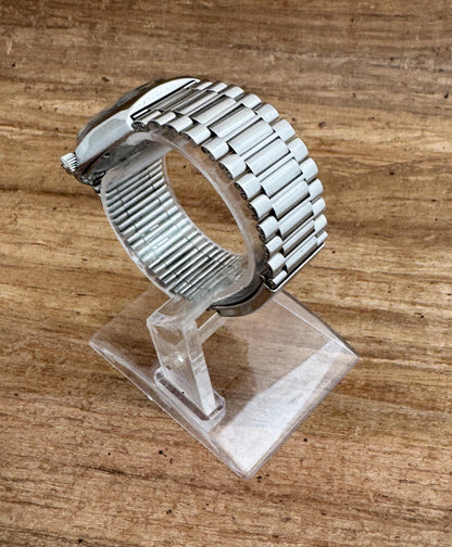 Vintage Rado Berard 700 Automatic Date Steel Men Wrist Watch Vintage 70s