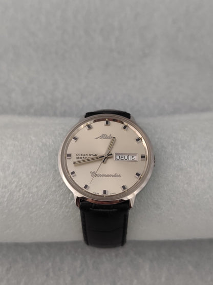 Vintage NOS Mido Commander Ocean Star Commander Datoday 8419 Automatic Watch Old Stock Boxed