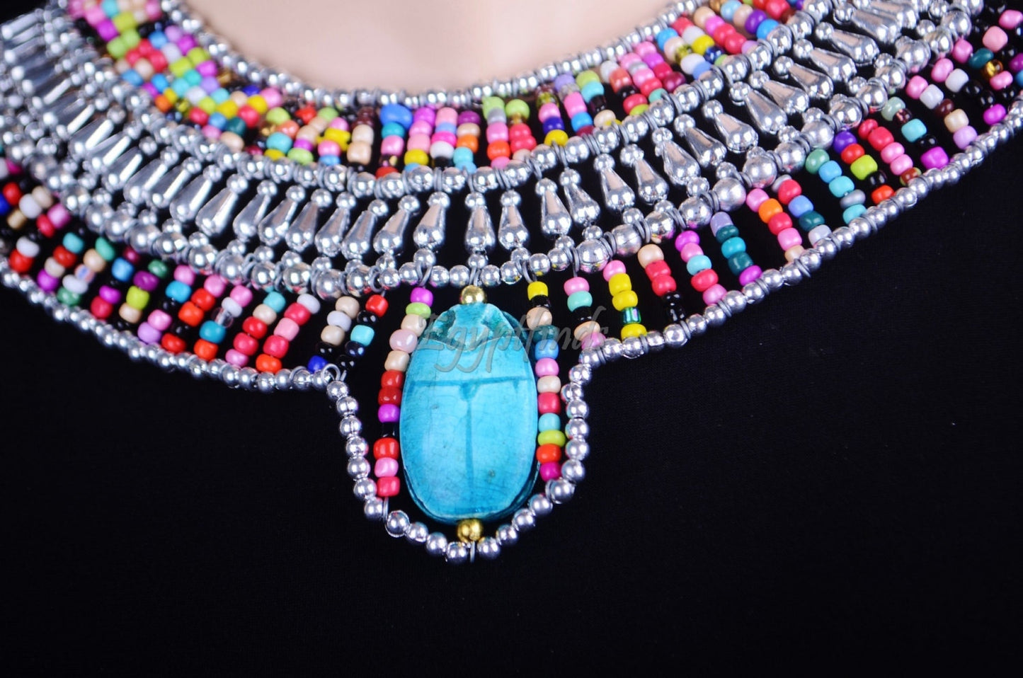 Chiny Egyptian Silver Beaded Cleopatra Large Scarabs Necklace Collar