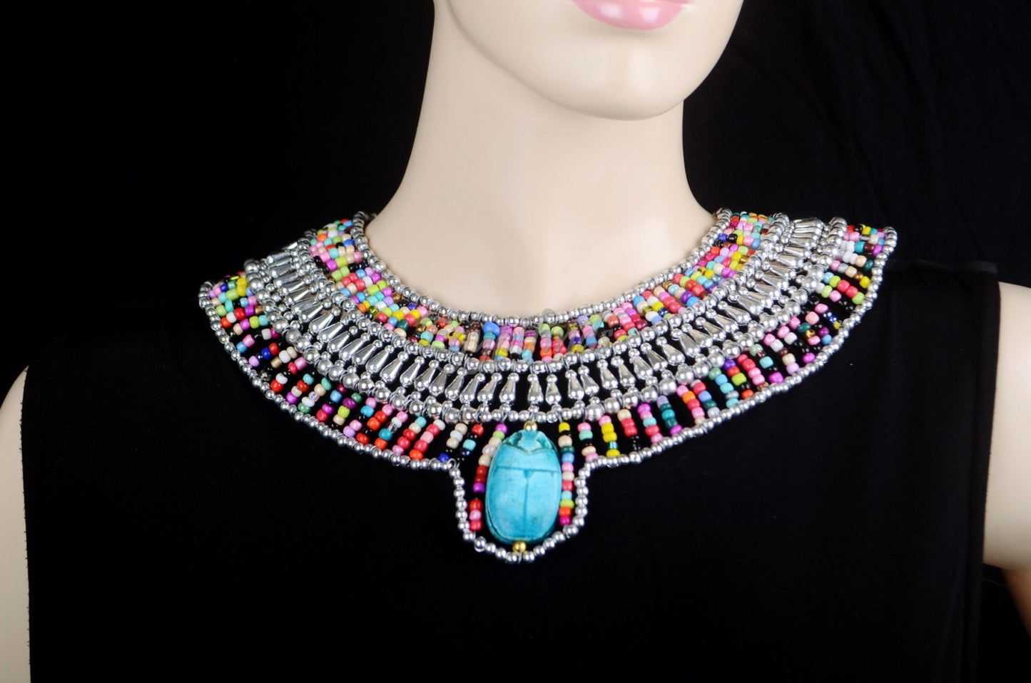 Chiny Egyptian Silver Beaded Cleopatra Large Scarabs Necklace Collar