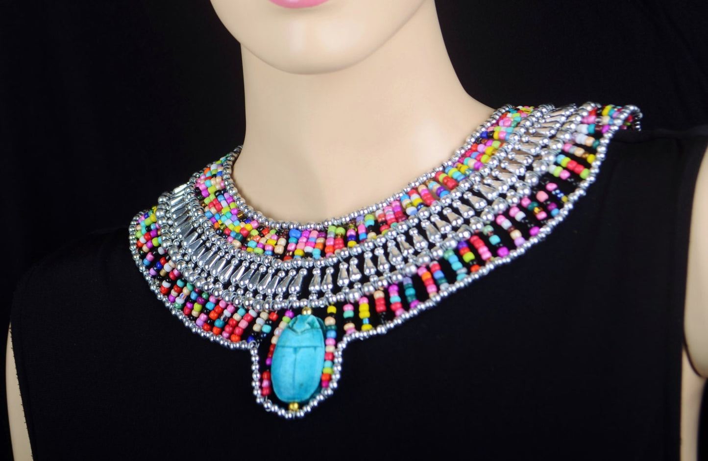 Chiny Egyptian Silver Beaded Cleopatra Large Scarabs Necklace Collar
